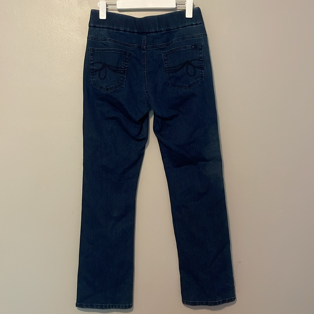 Lee Style Up Pull-On Jeans - Picture 2 of 9